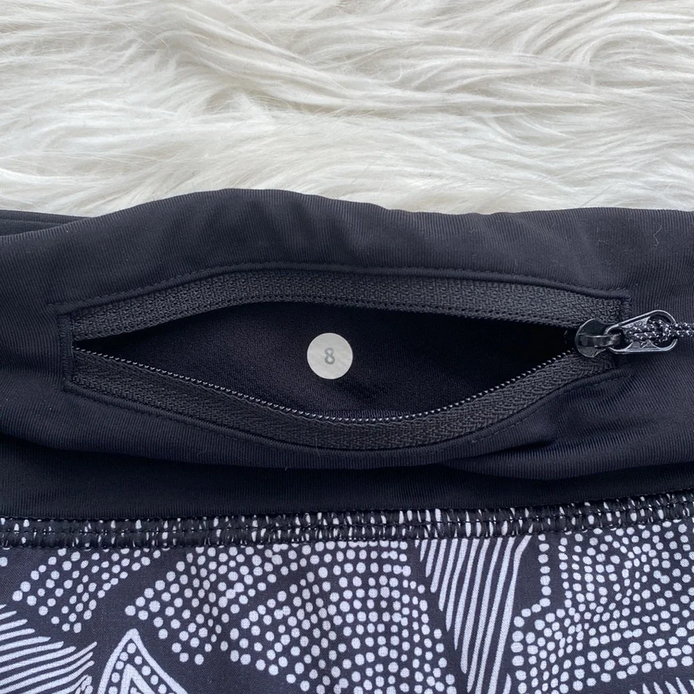 Lululemon | Speed Short Dottie Tribe